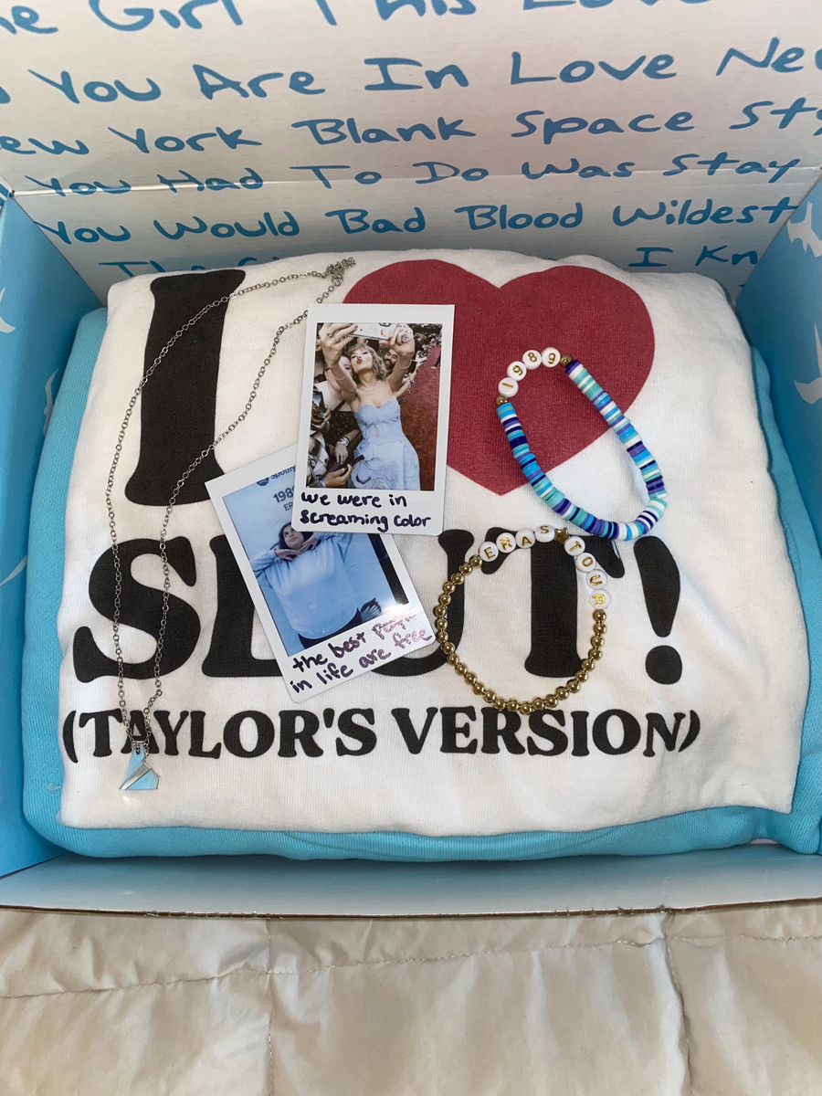 DIY Taylor Swift Reputation Inspired Notebooks for Back to School